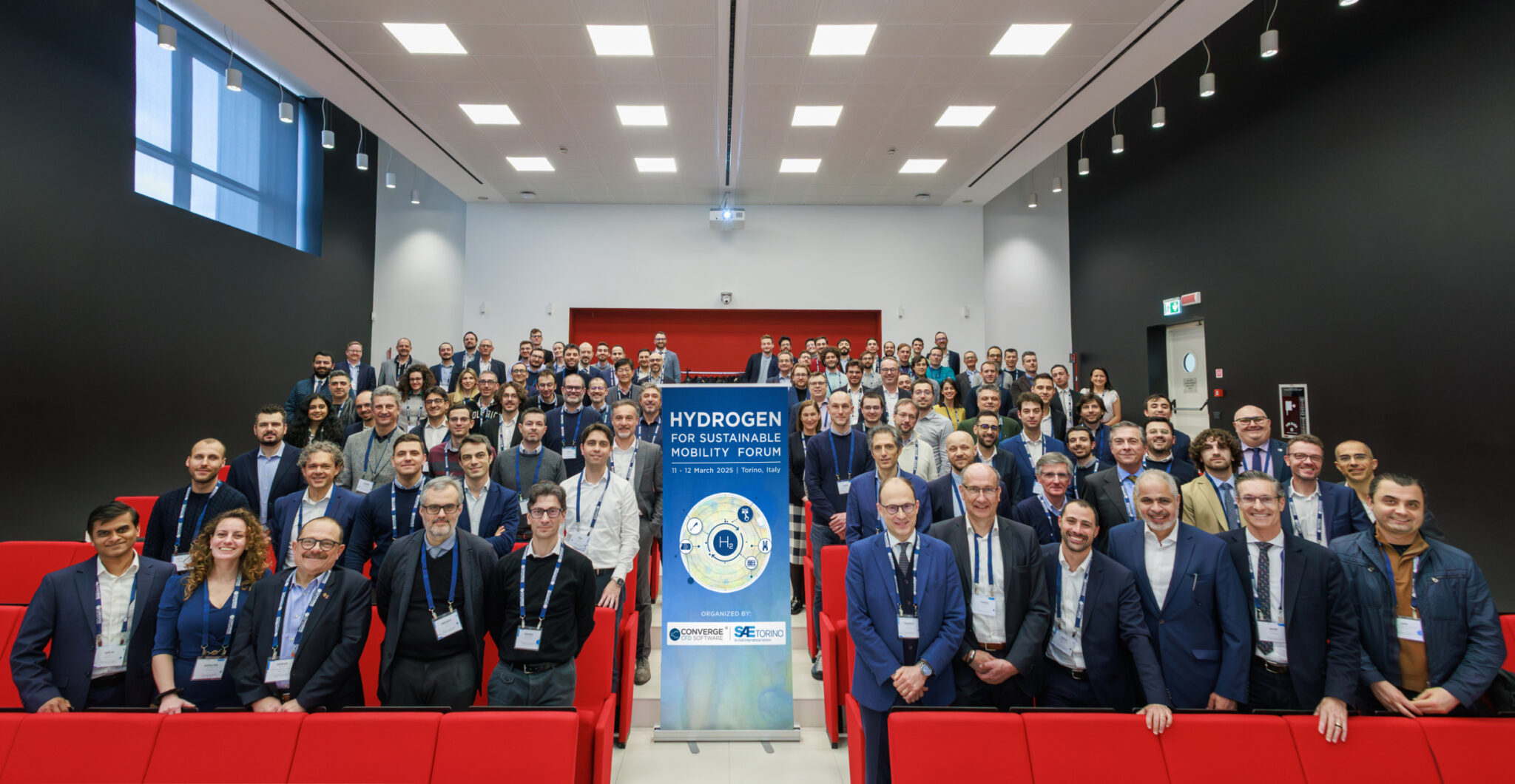 GROUP_PICTURE_2025_Hydrogen_Forum-2048x1061